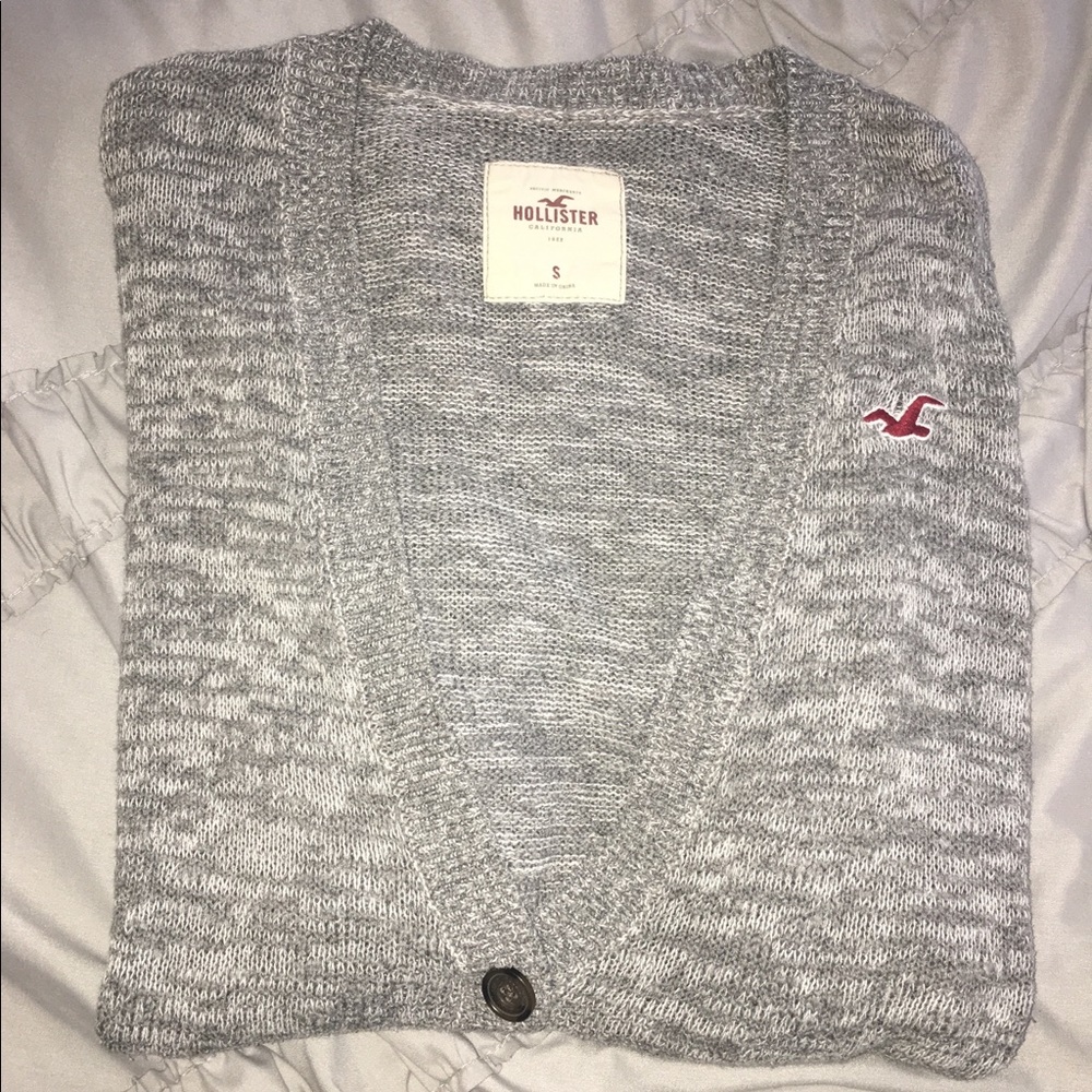 Hollister cardigan